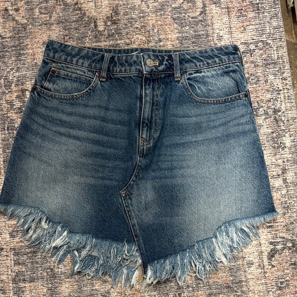 Free People denim skirt. Size 29